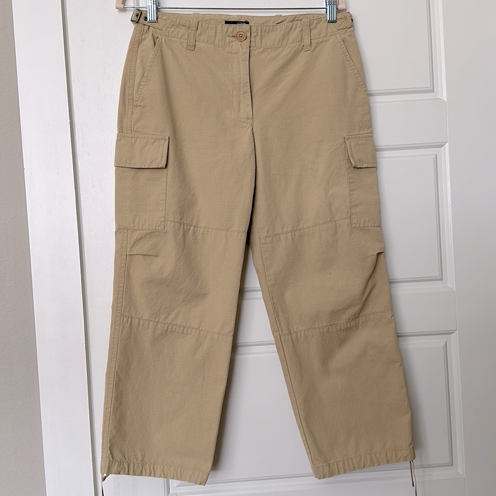 J. CREW Women’s Casual & Sturdy pants - 6 Petite. Tan.